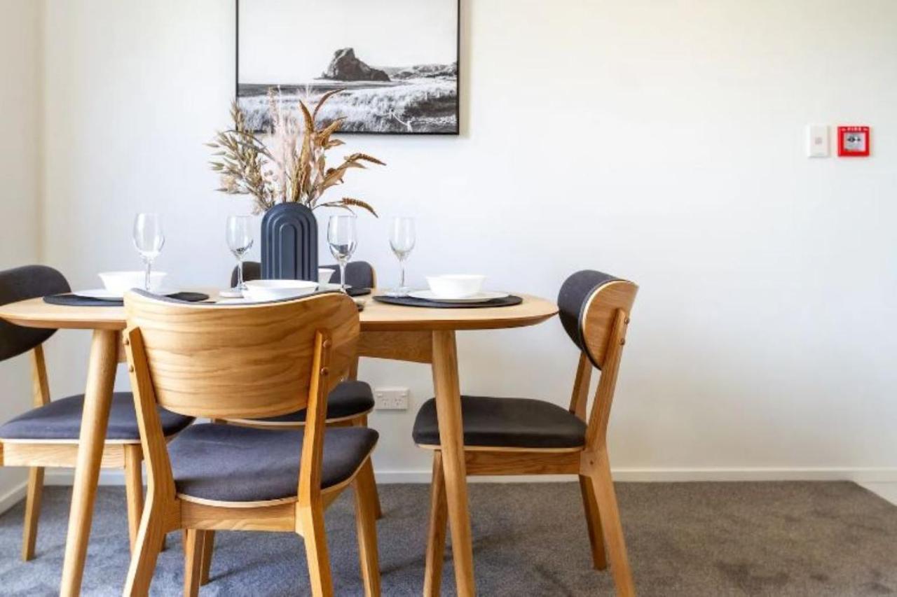Serenity In The Centre: 2 Bed 2 Bath Christchurch Zewnętrze zdjęcie